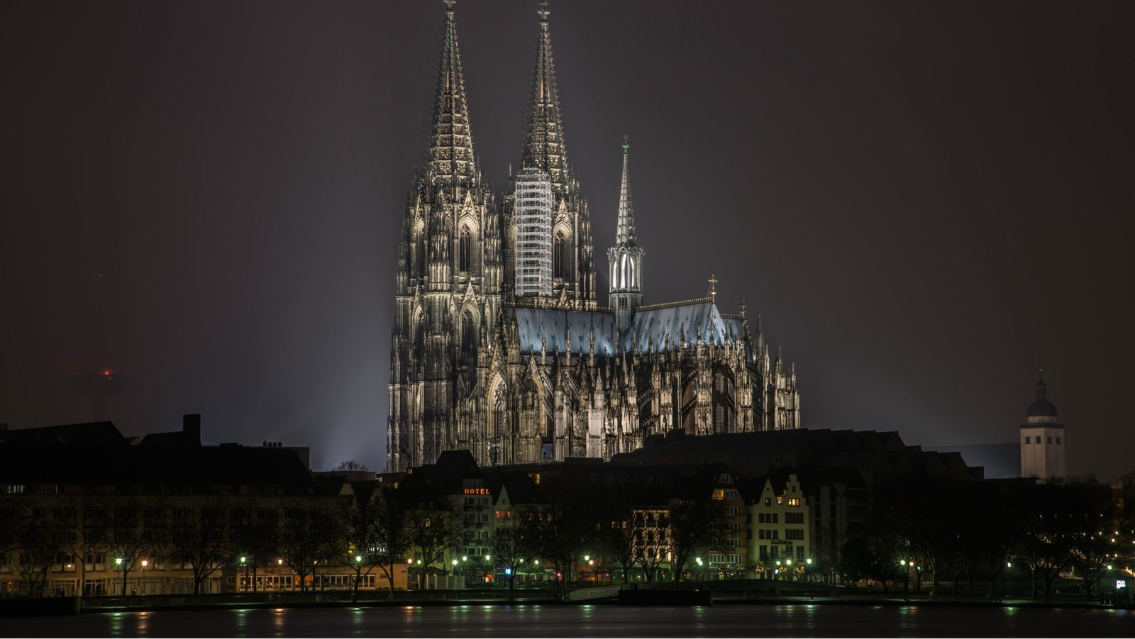 Nightime view of Kölner Dom in Cologne, Germany